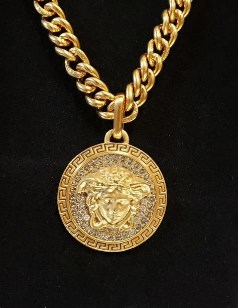 cadena versace|versace necklace brands.